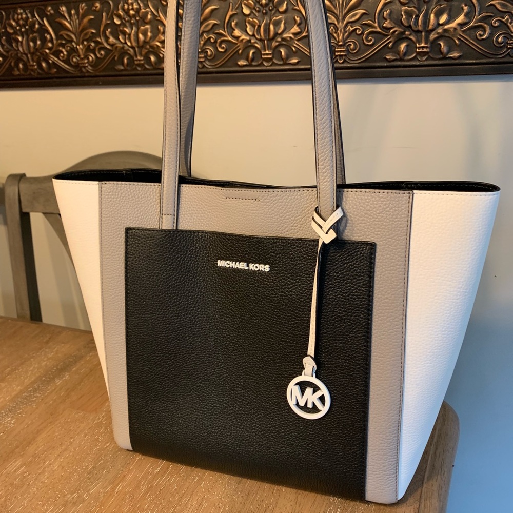 Brand New Michael Kors Gemma Tote